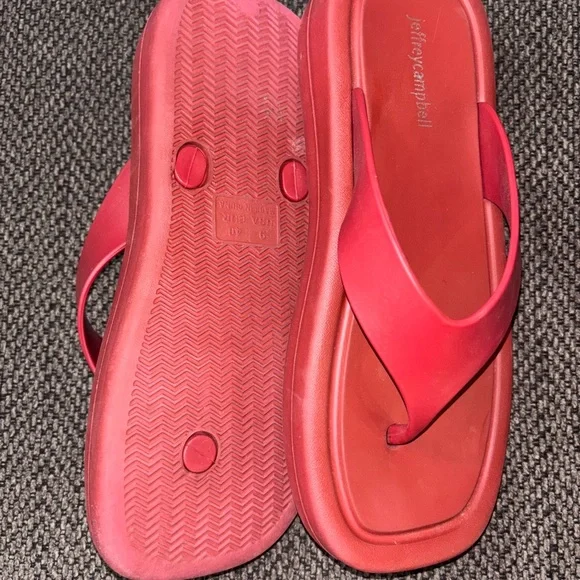 Jeffery Campbell Red Flip-Flops platform size 9 - Picture 3 of 5